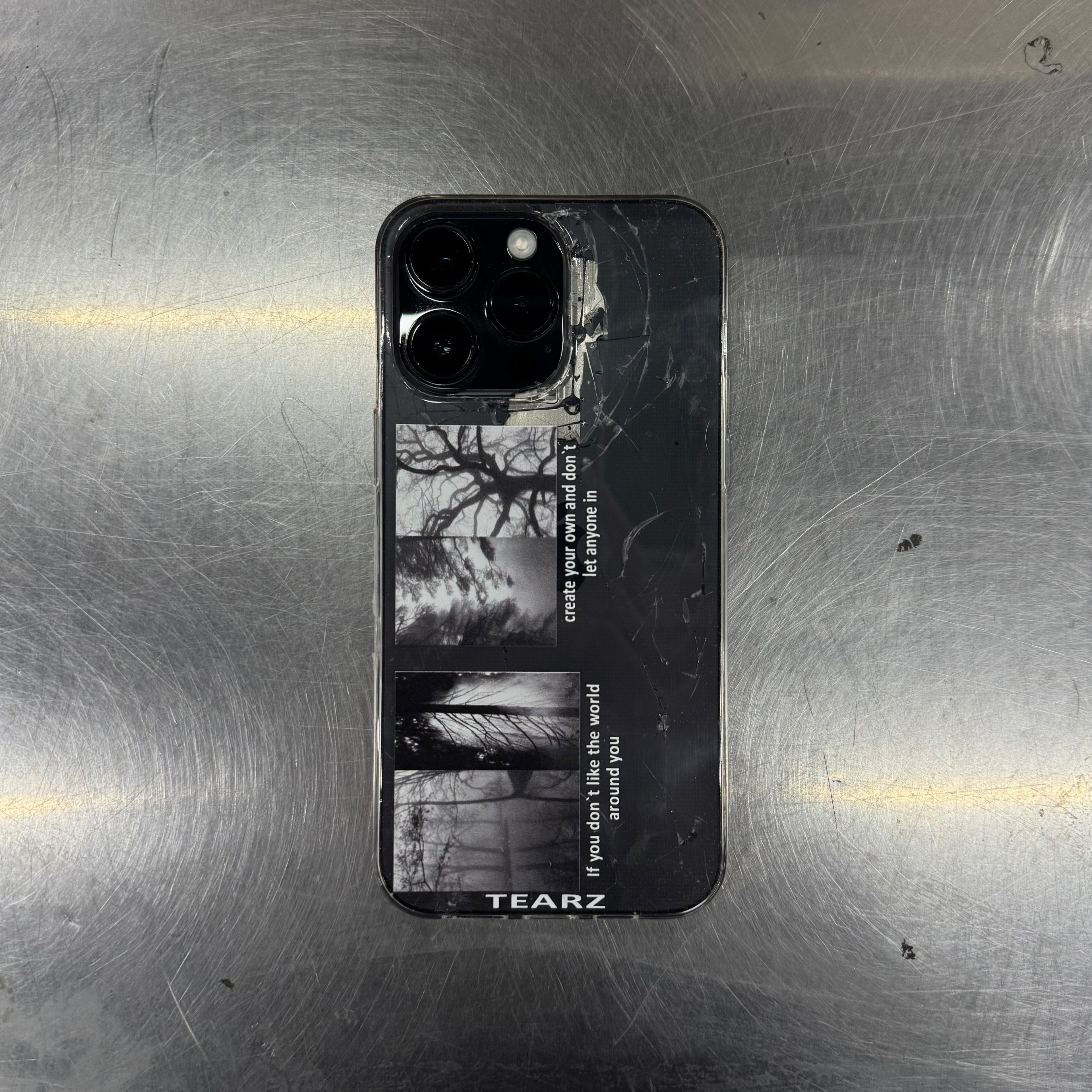 IPHONE CASE ACCESSORY
"CREATE UR OWN WORLD" COLLECTION 2026