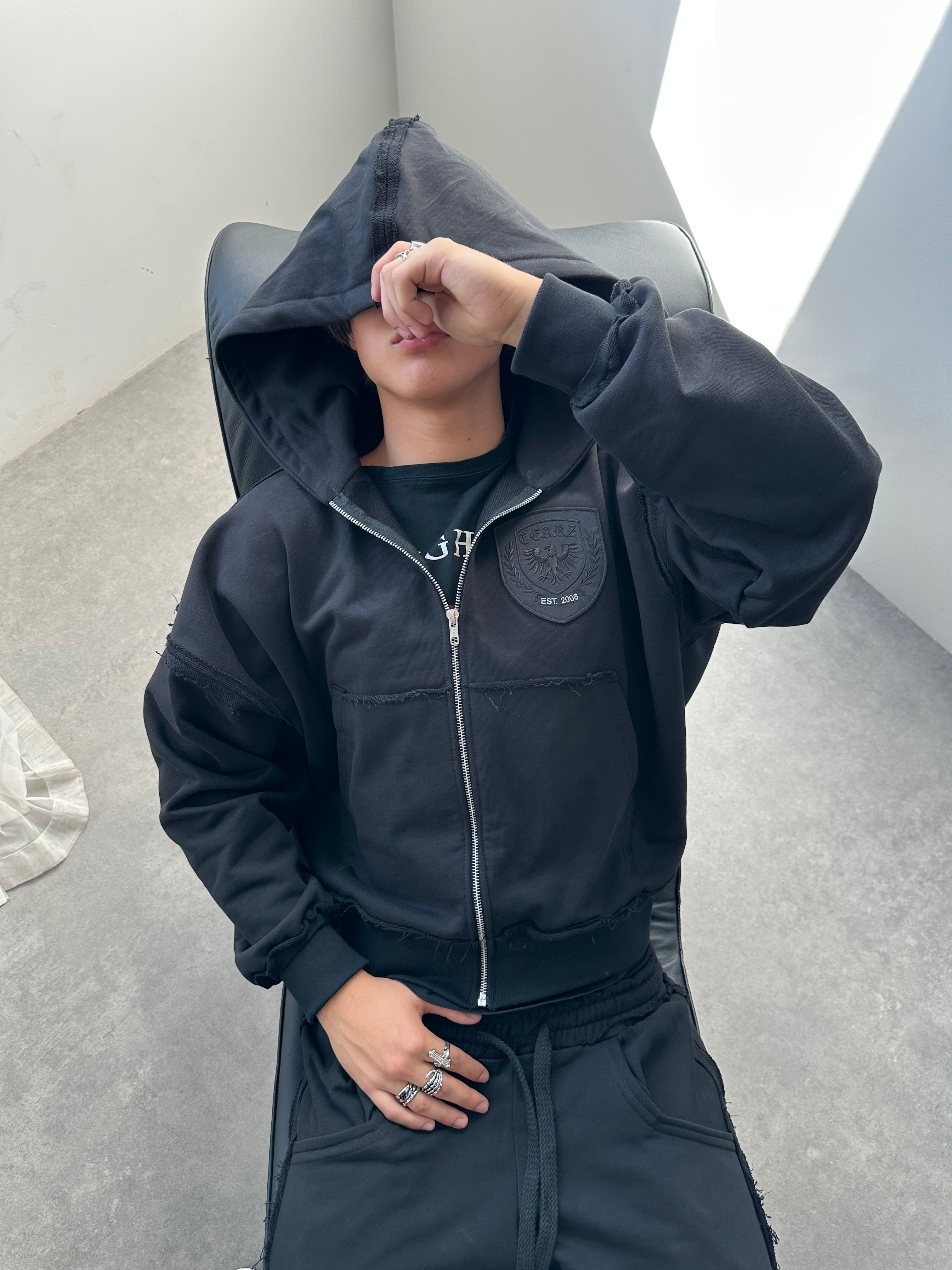 "UNIVERSITY" ZIP-HOODIE TEARZ