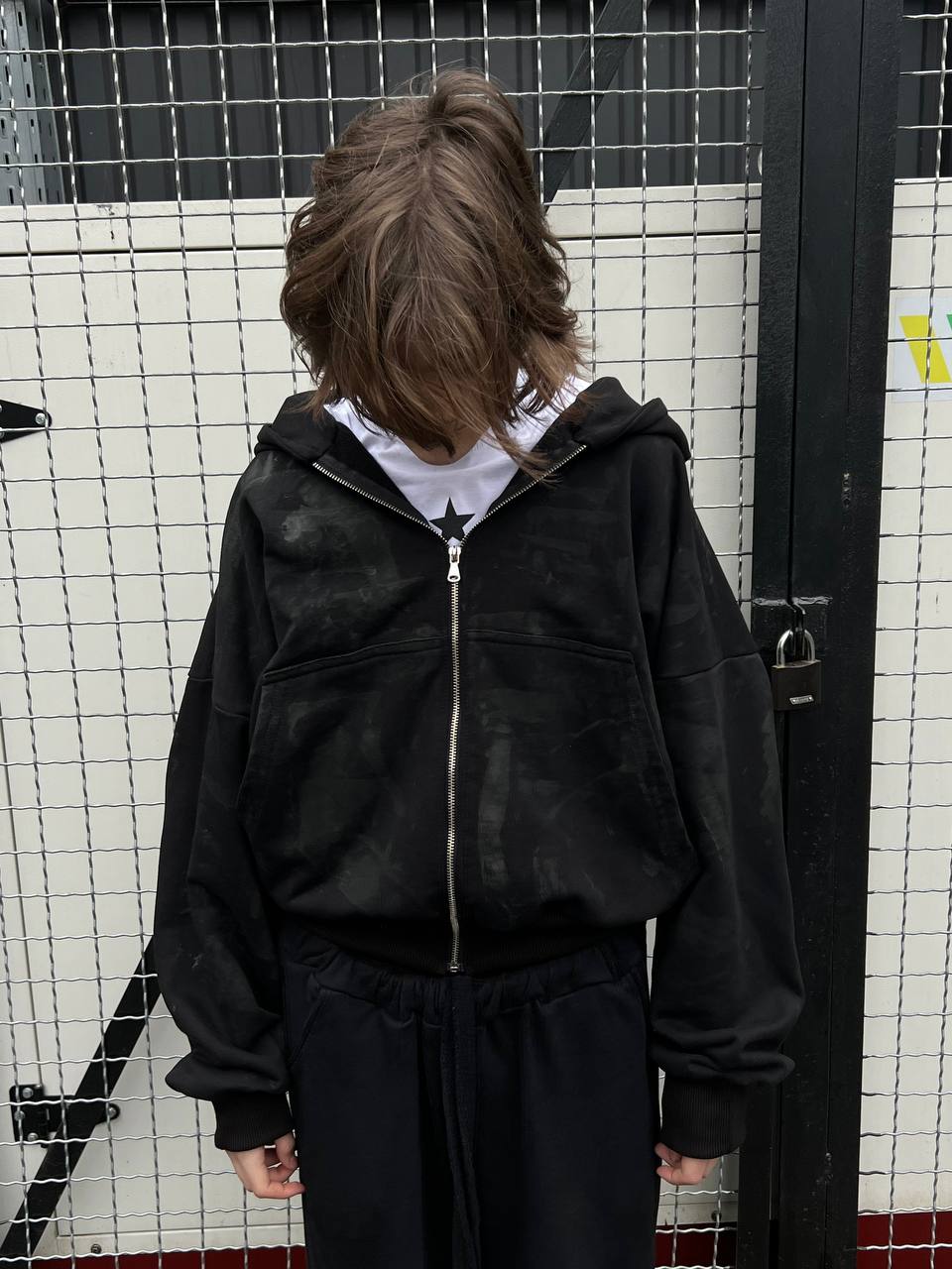 TRZ BLACK PATERN ZIP-HOODIE